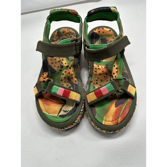 Farm Rio Sandals Women's Size 9 Green Toucans Flatform Raffia Green Multicolor - Picture 4 of 16